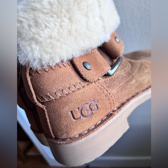 UGG Women’s 6 Brown Fleece Lined Fold Over Cedric Biker Boot Booties - Picture 11 of 12